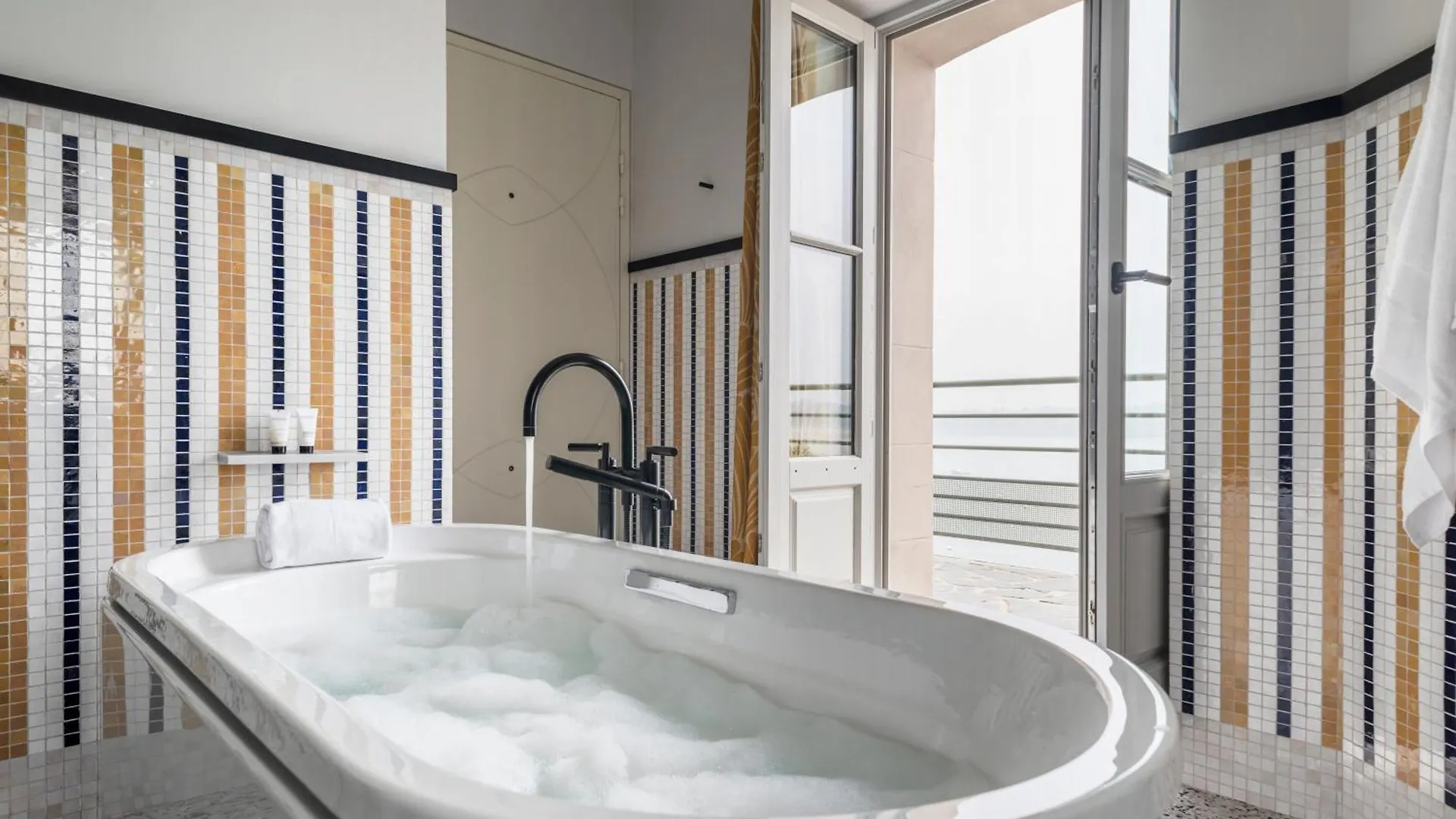 ***** Hotel Hôtel Castelbrac Dinard France